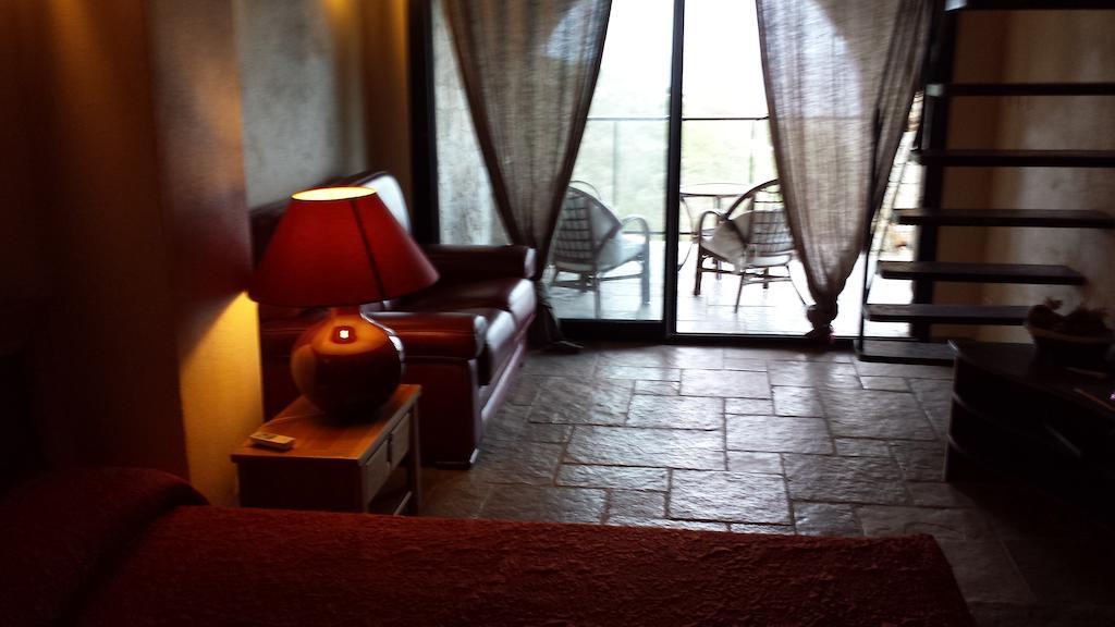 Castelia Hotel Lumio  Quarto foto